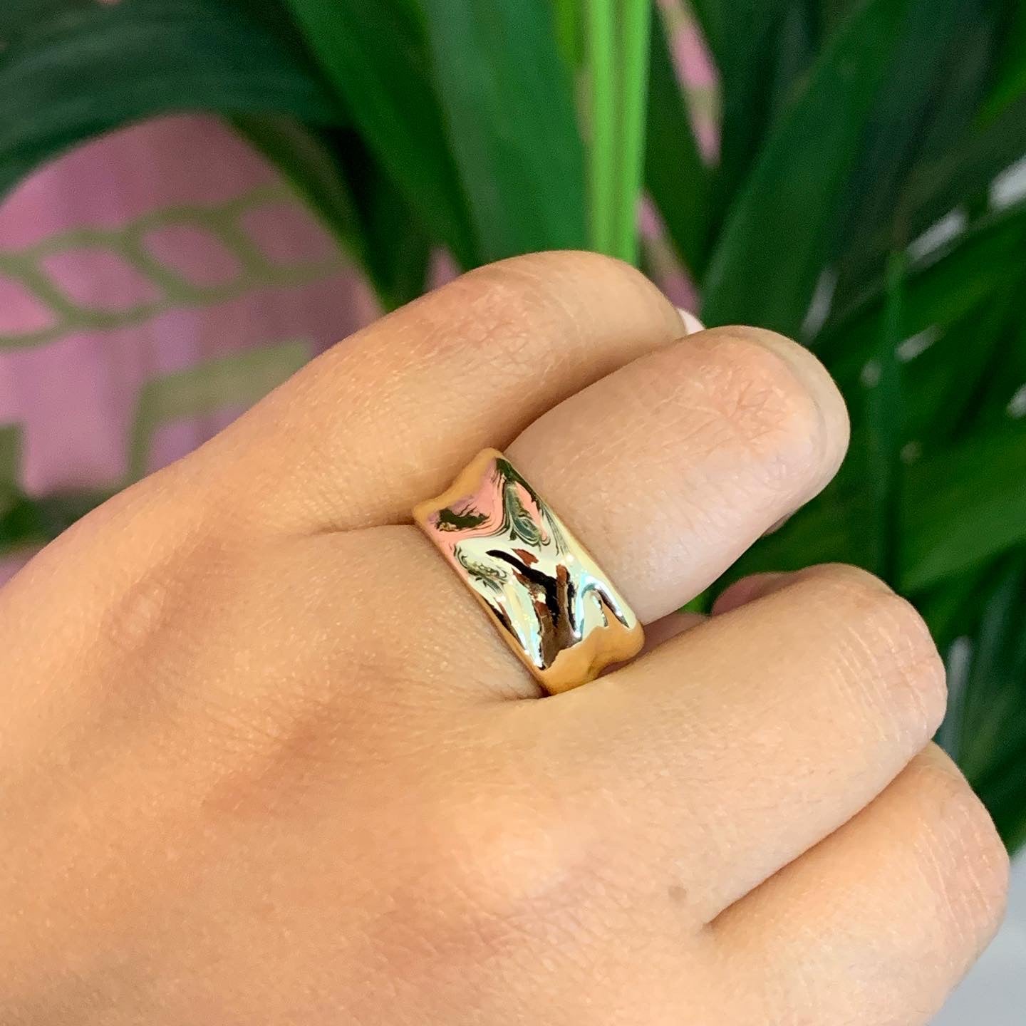 Fluid Ring